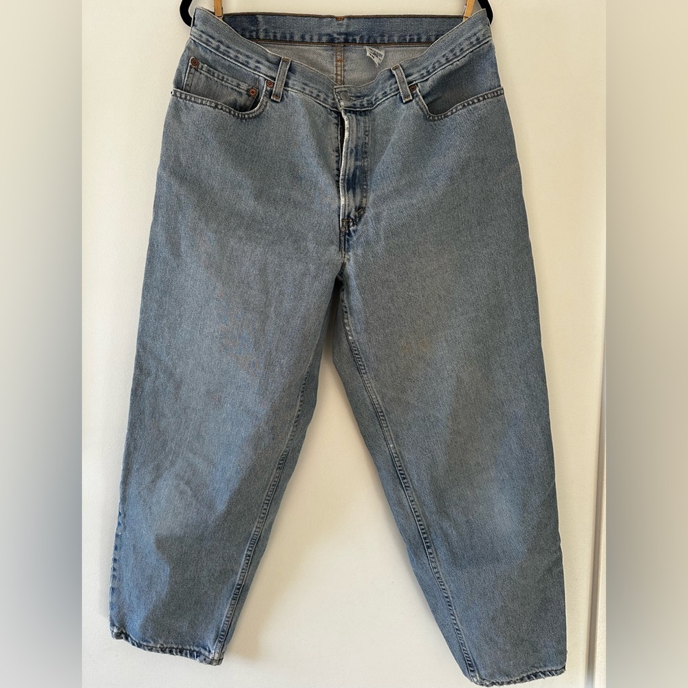 Levi’s 560 Comfort Fit WELL WORN Light wash Denim